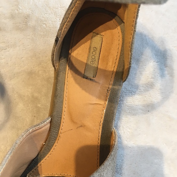 Urban outfitters ecote size 8.5 stap gray sandals. - Picture 4 of 10